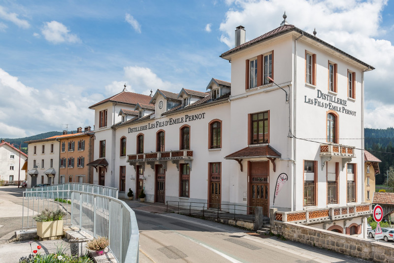 Distillerie Pernot