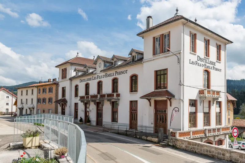 Distillerie Pernot
